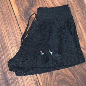 Black Beach short